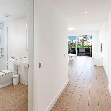 Isea 1111 - Luxury Modern With Pool & Sea Views Appartement