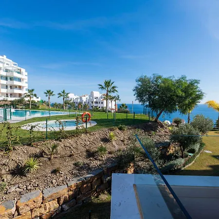 Isea 1111 - Luxury Modern With Pool & Sea Views Appartement