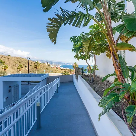 Isea 1111 - Luxury Modern With Pool & Sea Views Appartement *