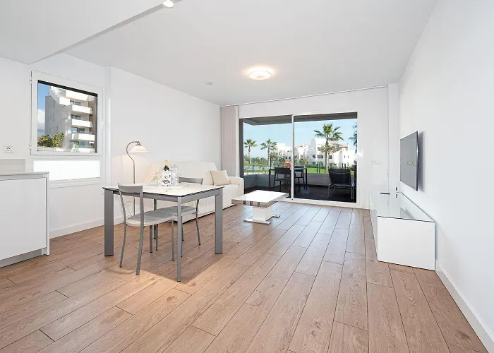 Apartamento Isea 1111 - Luxury Modern With Pool & Sea Views